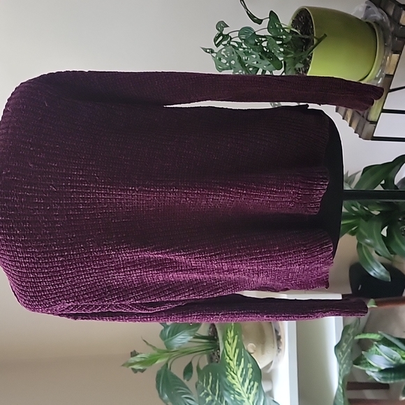 Time & Tru Sweater Women's Size Medium Burgundy Long Sleeves - Picture 4 of 5